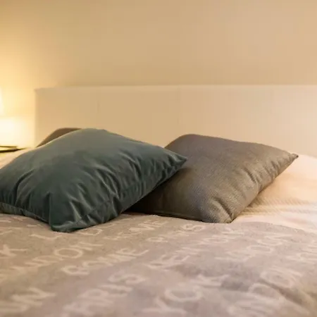 In - Free Parking קובנה