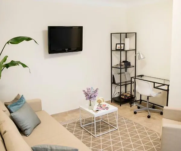 In - Free Parking דירה קובנה