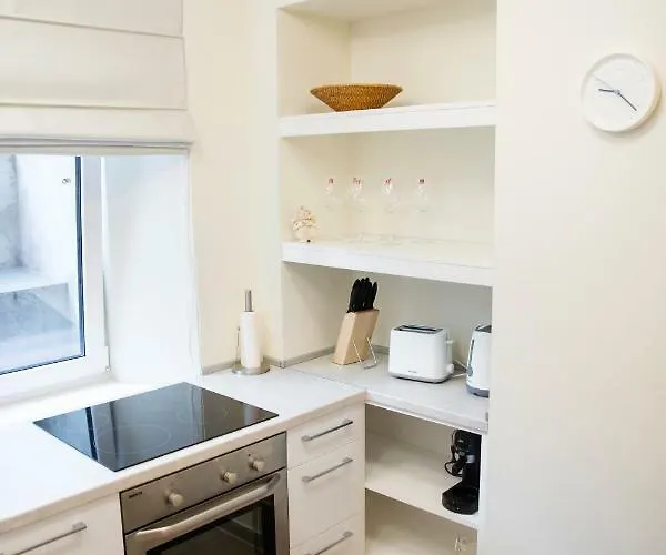 In - Free Parking קובנה