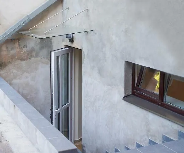 In - Free Parking Каунас